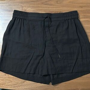 Kersh women’s shorts drawstring waist black Size large